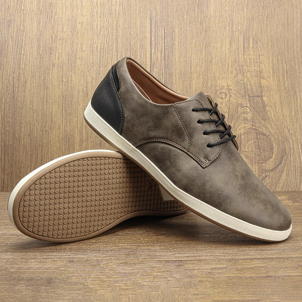 Daxon Leather Sneakers