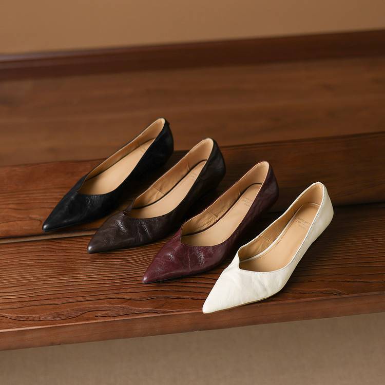 Aelra Genuine Leather Pumps