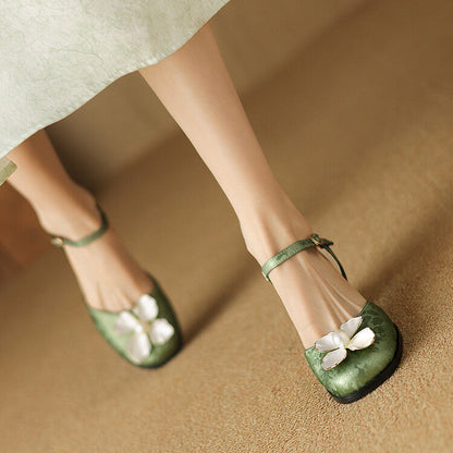 Lessa Slingback Pumps