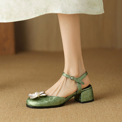 Lessa Slingback Pumps