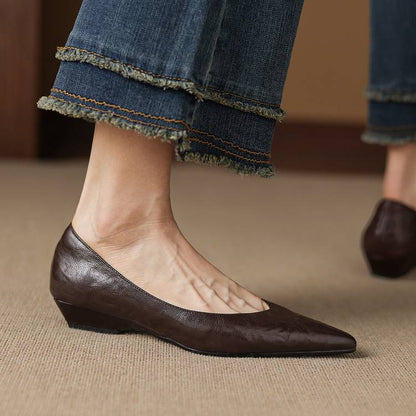 Aelra Genuine Leather Pumps