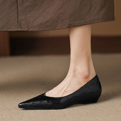 Aelra Genuine Leather Pumps