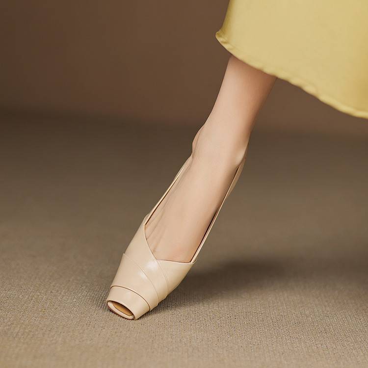 Kelly Genuine Leather Slingbacks