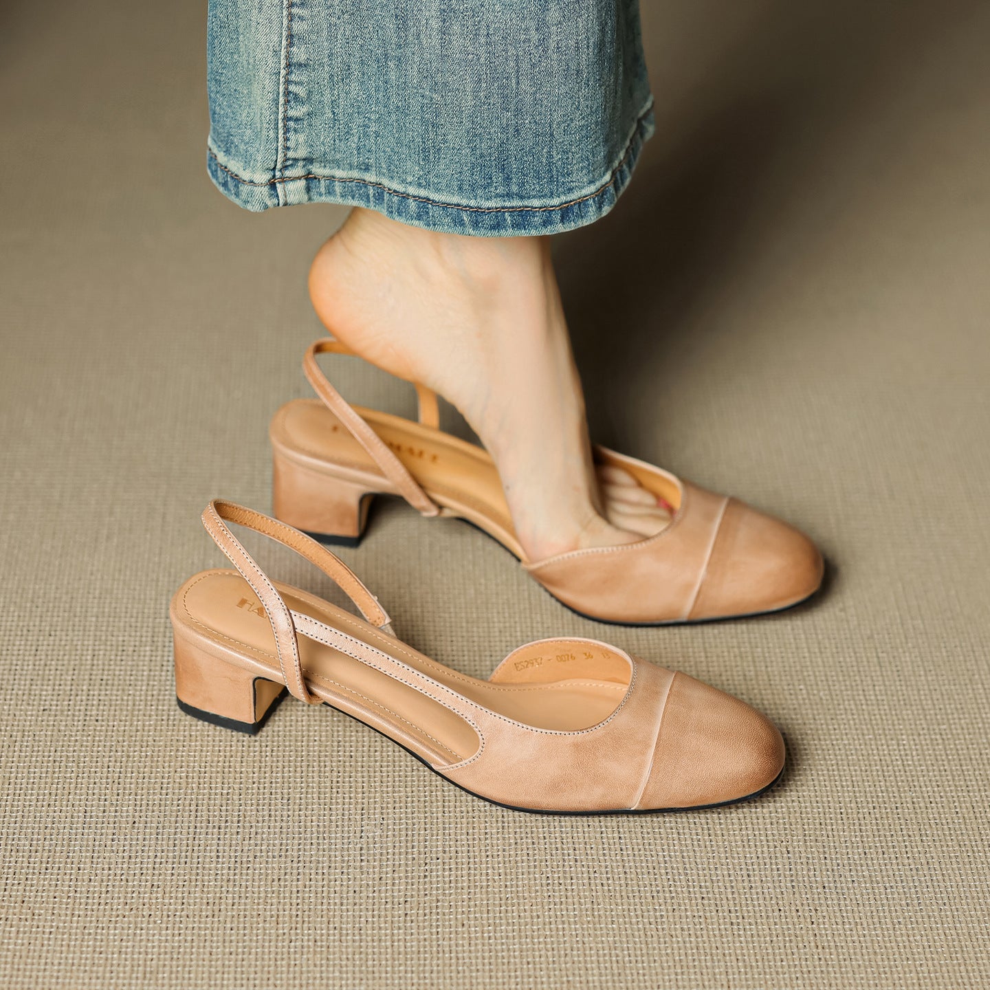 Lureth Genuine Leather Pumps