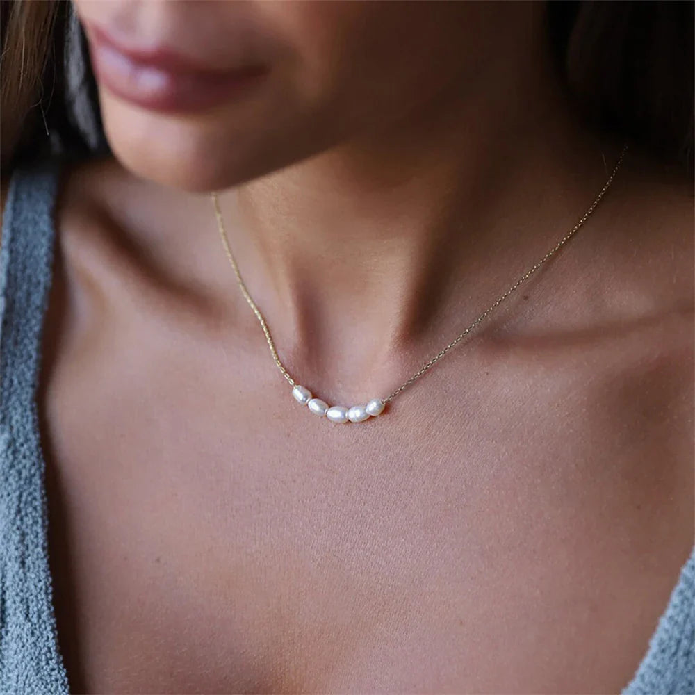 Aurea Pearl Necklace