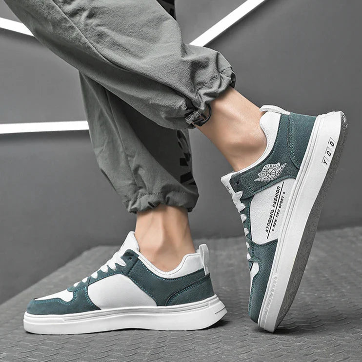 YCO Sneakers
